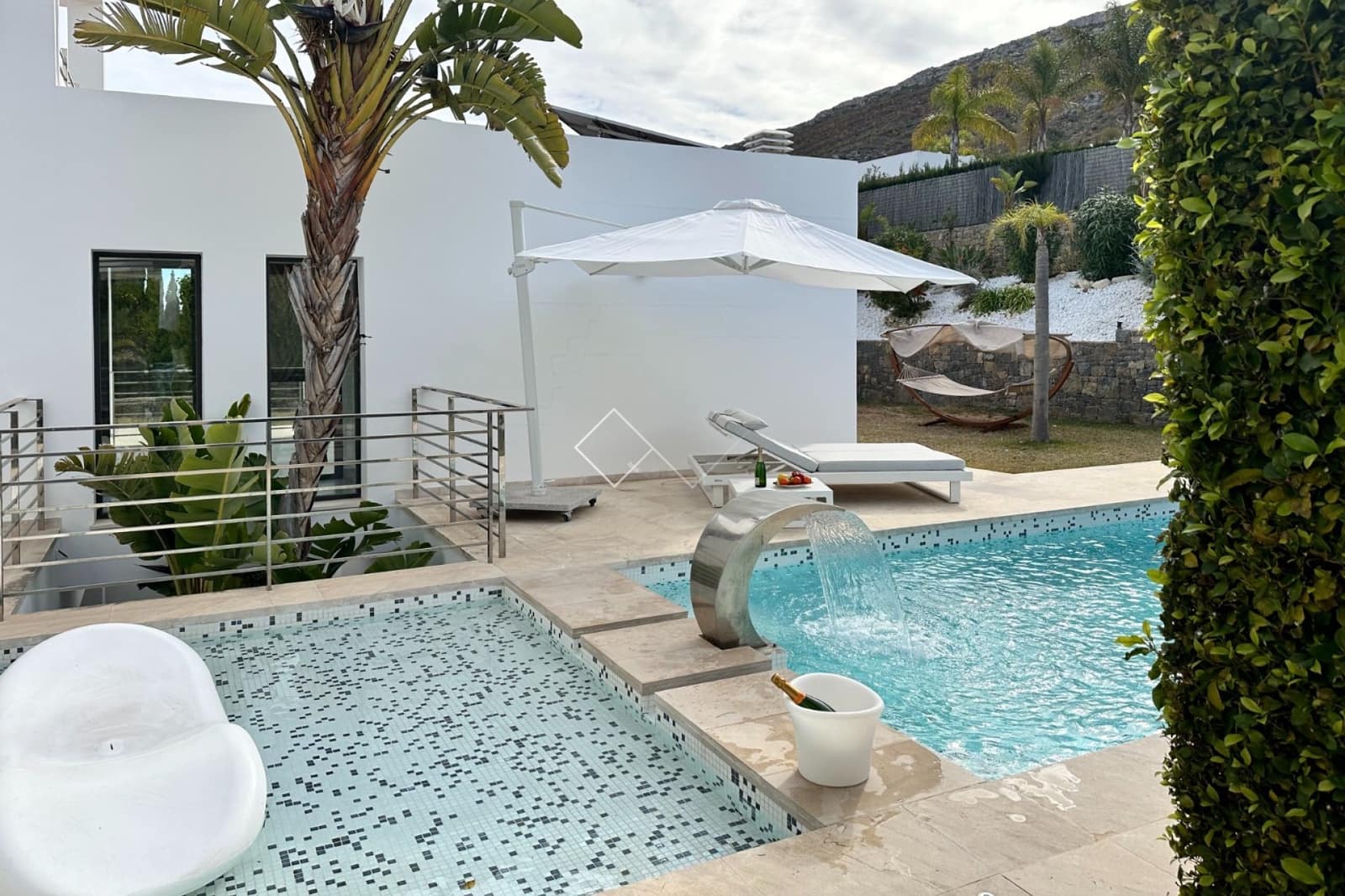 5 makuuhuone Huvila myytävänä paikassa Javea / Xabia mukana uima-altaan - 2 350 000 € (Ref: 8861866)