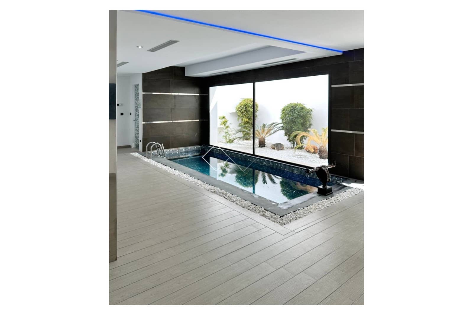 5 makuuhuone Huvila myytävänä paikassa Javea / Xabia mukana uima-altaan - 2 350 000 € (Ref: 8861866)