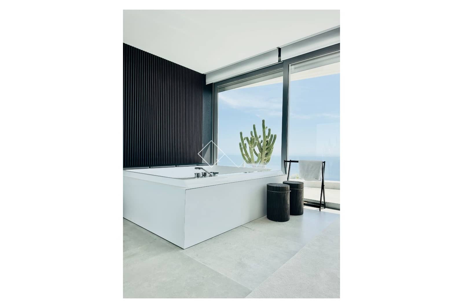 4 bedroom Villa for sale in Altea with pool - € 3,700,000 (Ref: 8862161)