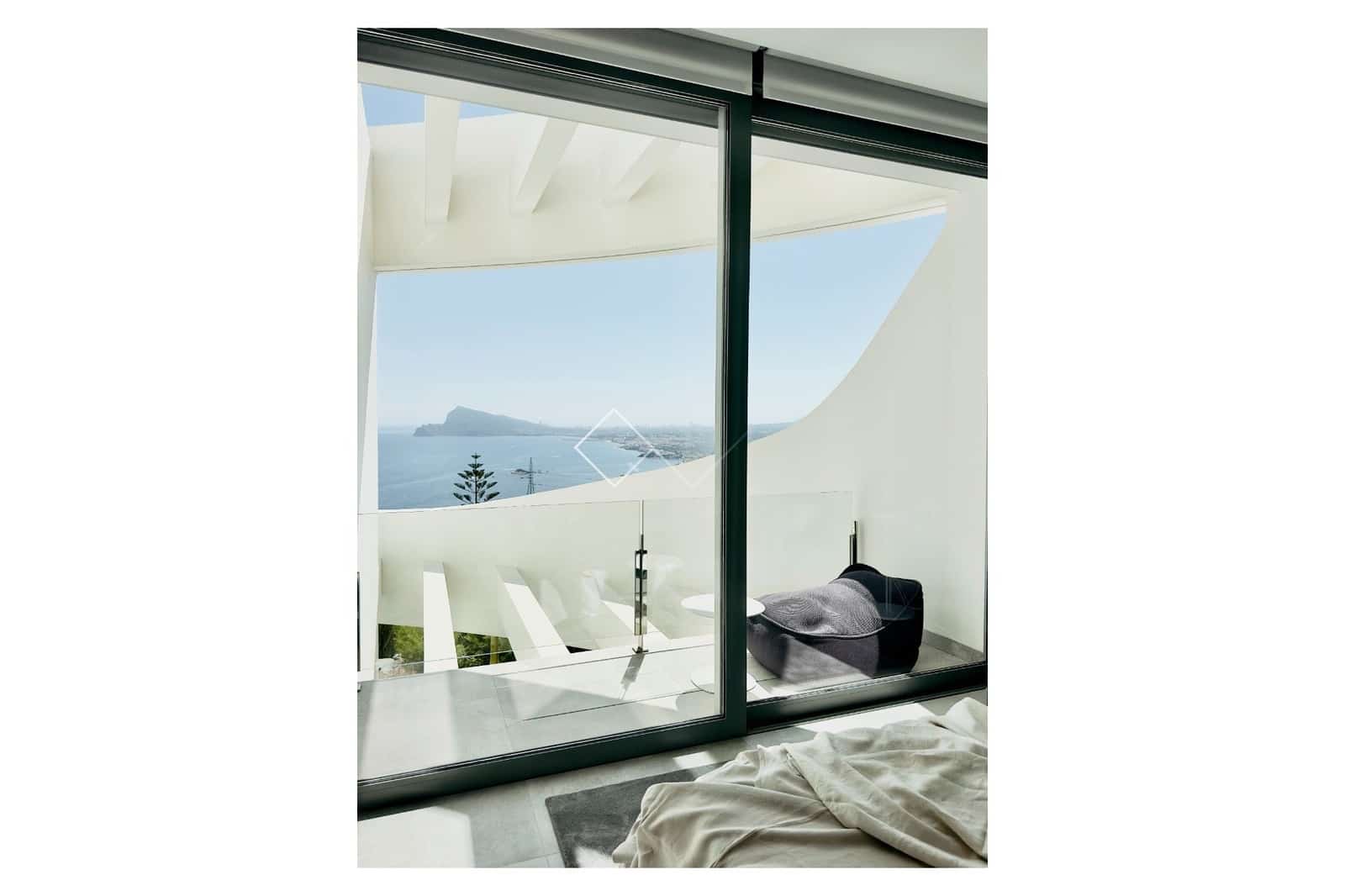 4 bedroom Villa for sale in Altea with pool - € 3,700,000 (Ref: 8862161)