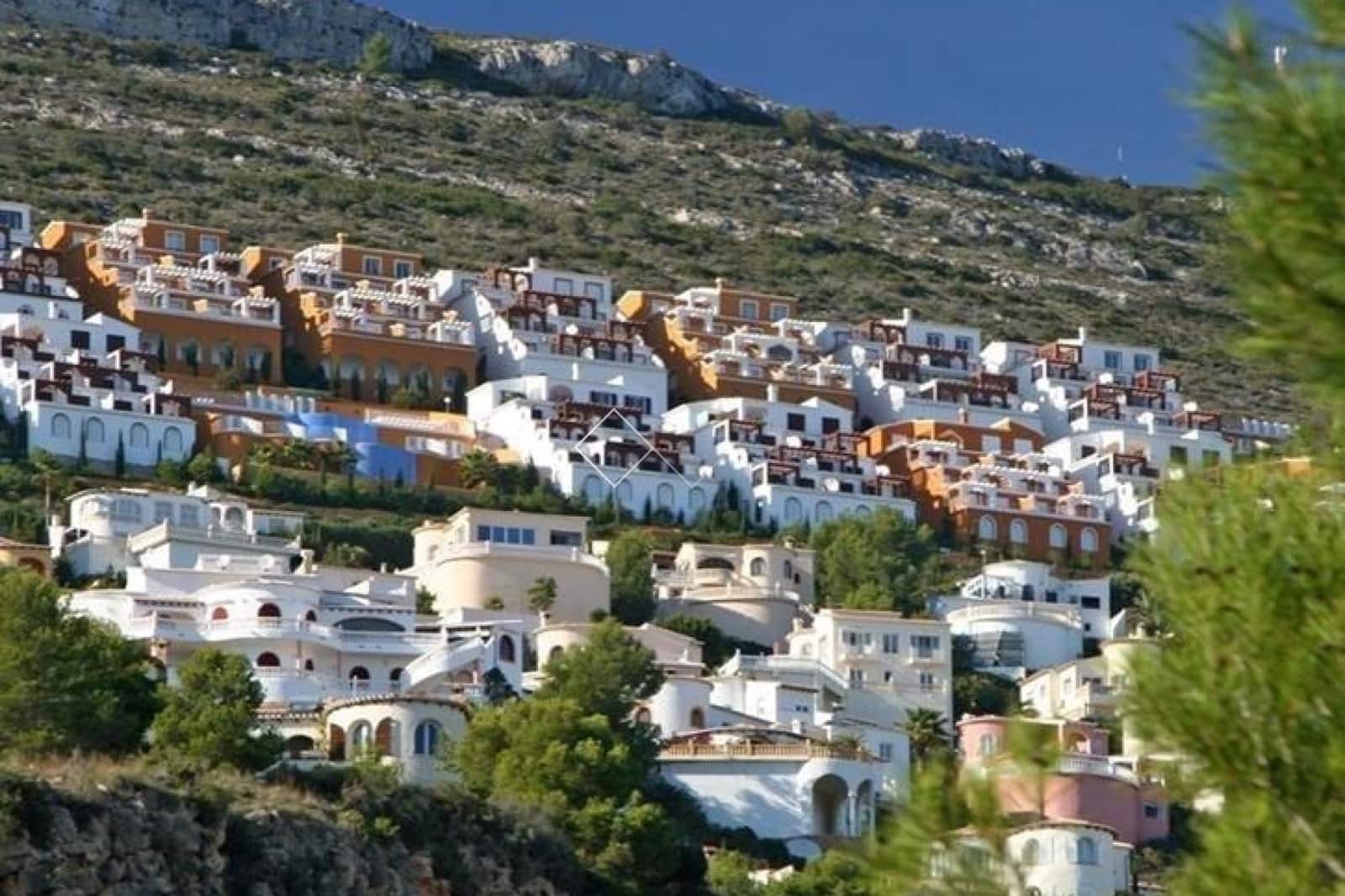 2 bedroom Apartment for sale in Benitachell / Benitatxell with pool - € 320,000 (Ref: 9019233)