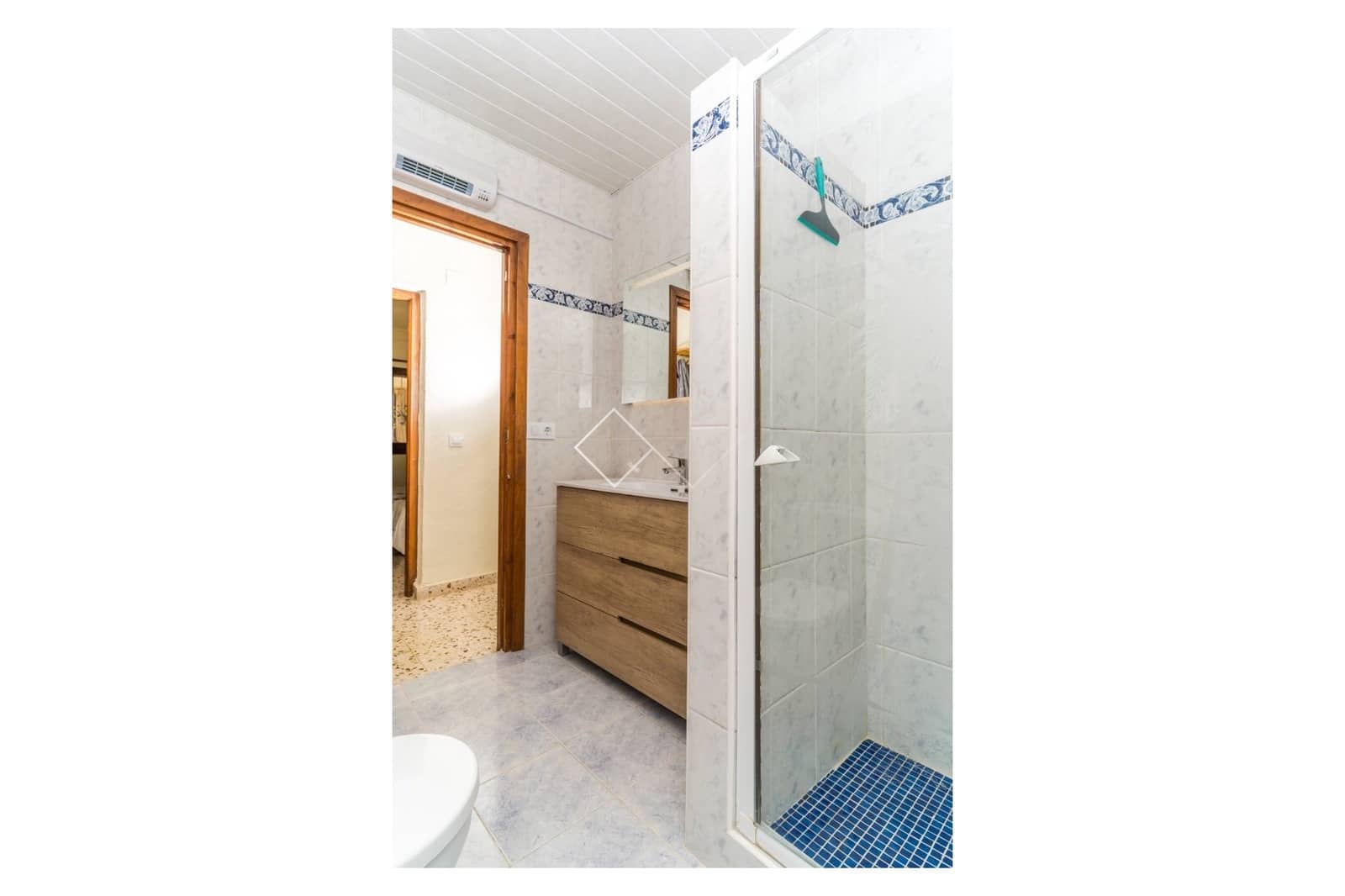 3 soveværelse Villa til salg i Ambolo med swimmingpool garage - € 1.045.000 (Ref: 9099872)