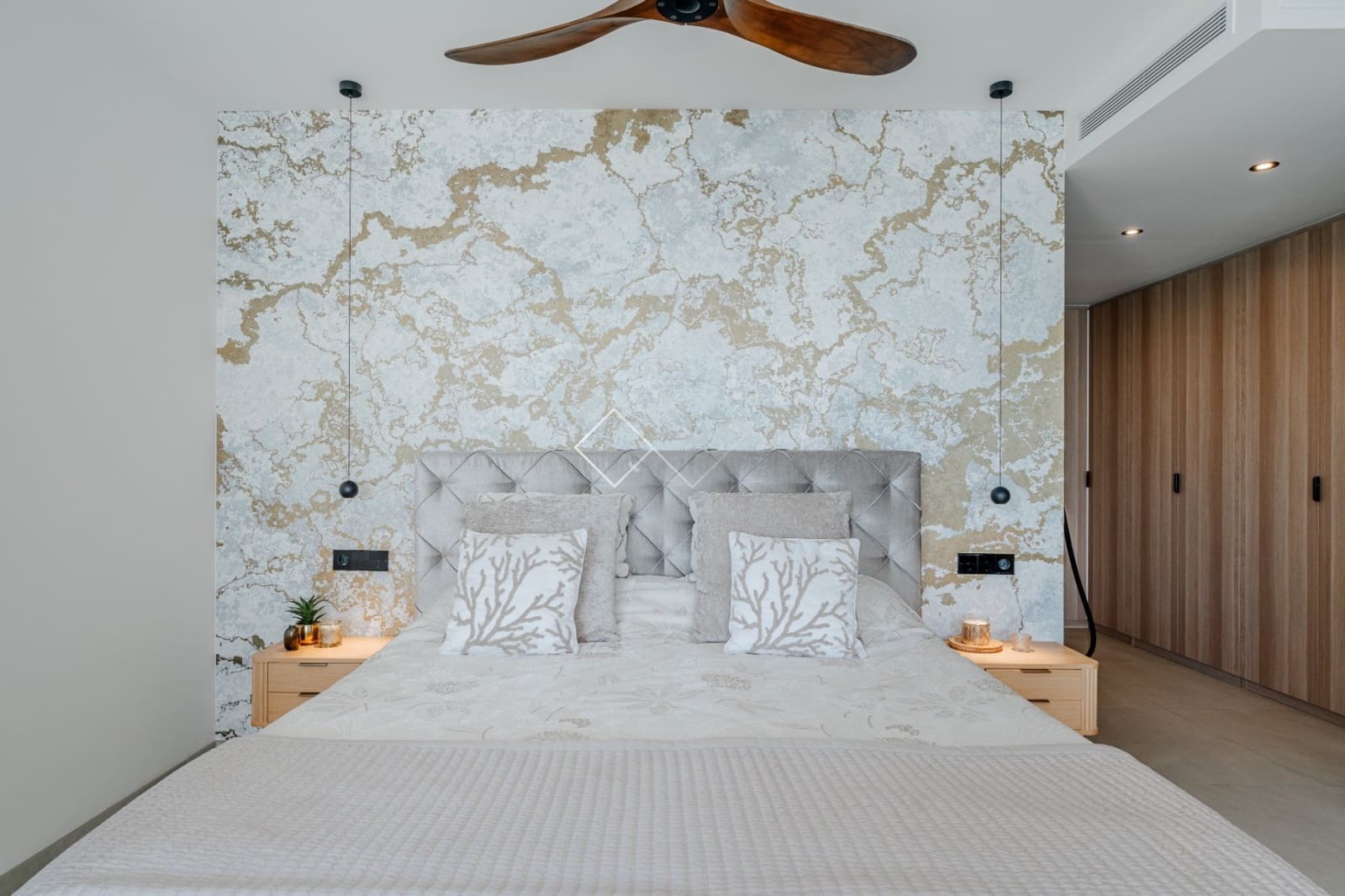 3 soverom Villa til salgs i Pedramala med svømmebasseng garasje - € 2 600 000 (Ref: 9241152)