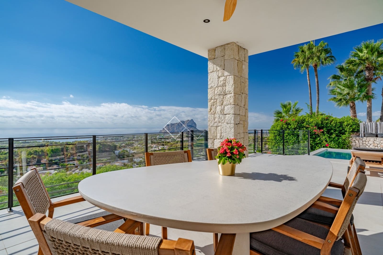 3 soverom Villa til salgs i Pedramala med svømmebasseng garasje - € 2 600 000 (Ref: 9241152)