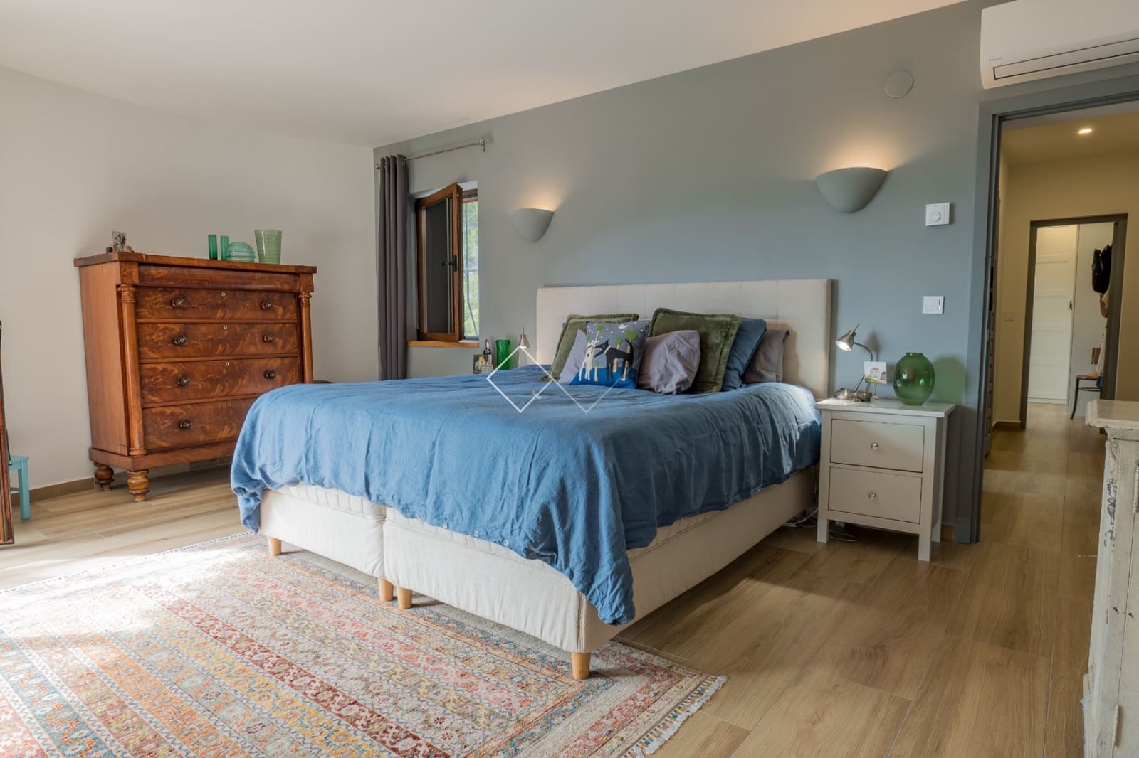 5 sypialnia Willa na sprzedaż w Montemar z basenem garażem - 1 050 000 € (Ref: 9363311)