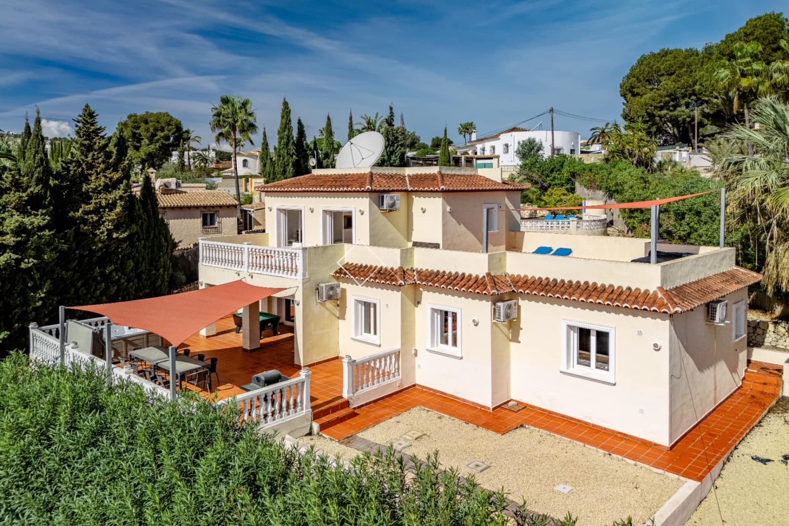 6 soveværelse Villa til salg i Moraira med swimmingpool garage - € 899.000 (Ref: 9416113)