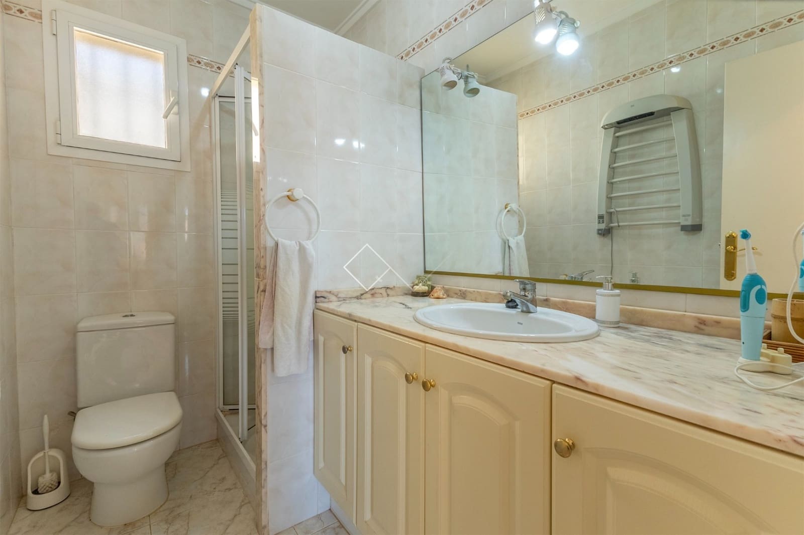 Chalet de 3 habitaciones en Moraira en venta con piscina - 690.000 € (Ref: 9416114)