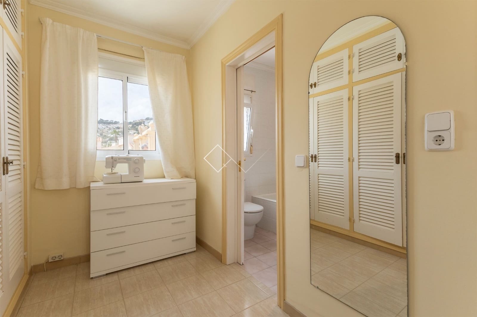 Chalet de 3 habitaciones en Moraira en venta con piscina - 690.000 € (Ref: 9416114)