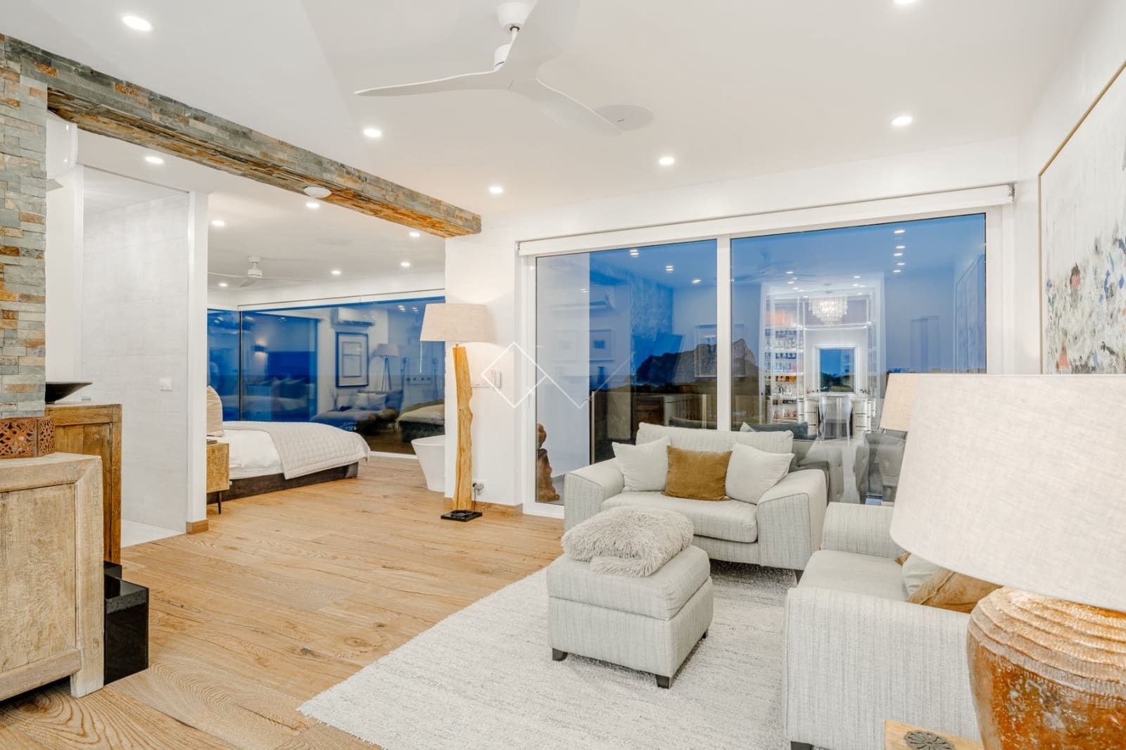 5 soveværelse Villa til salg i Benissa med swimmingpool garage - € 3.850.000 (Ref: 9511128)