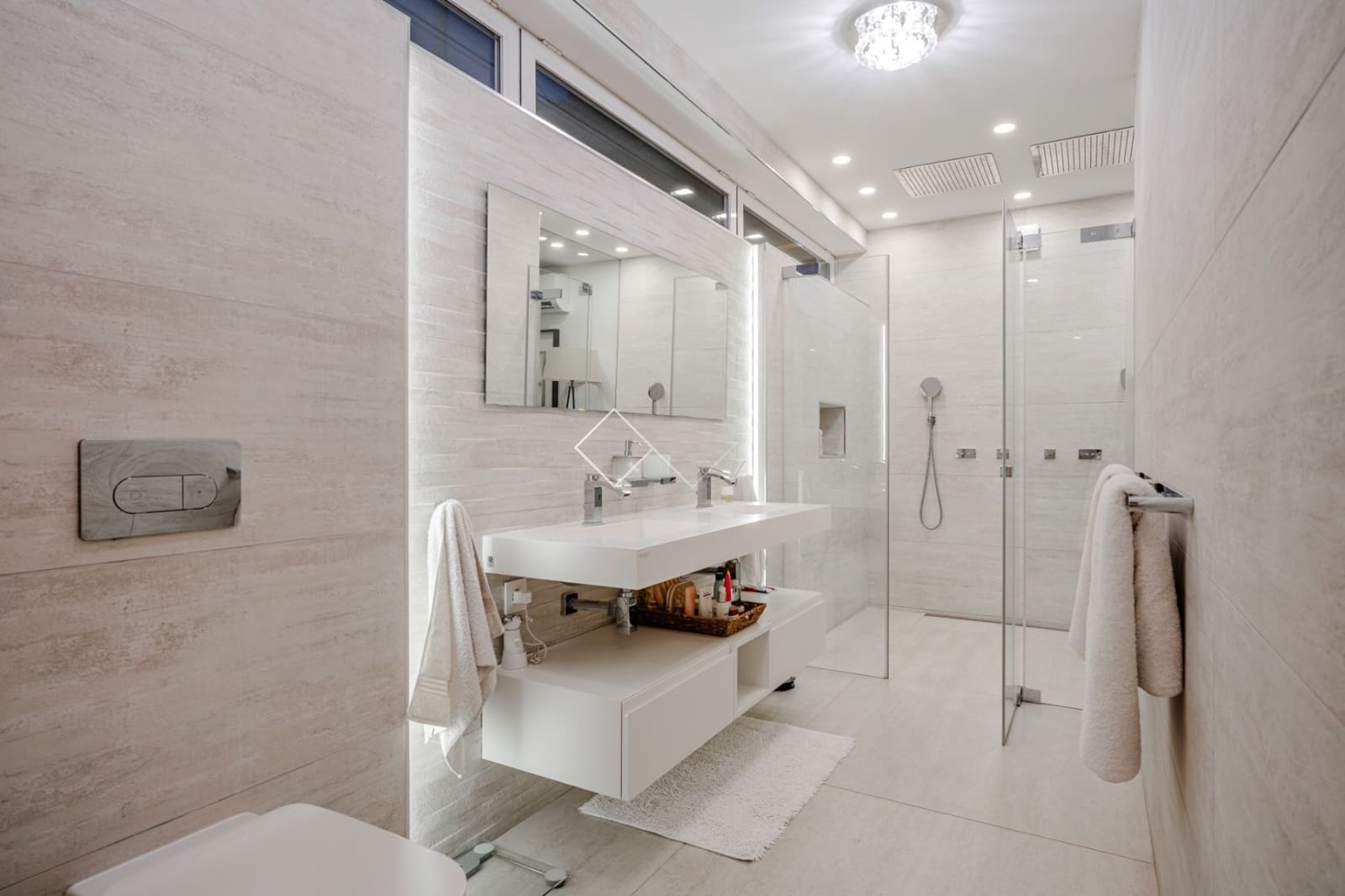 5 soveværelse Villa til salg i Benissa med swimmingpool garage - € 3.850.000 (Ref: 9511128)