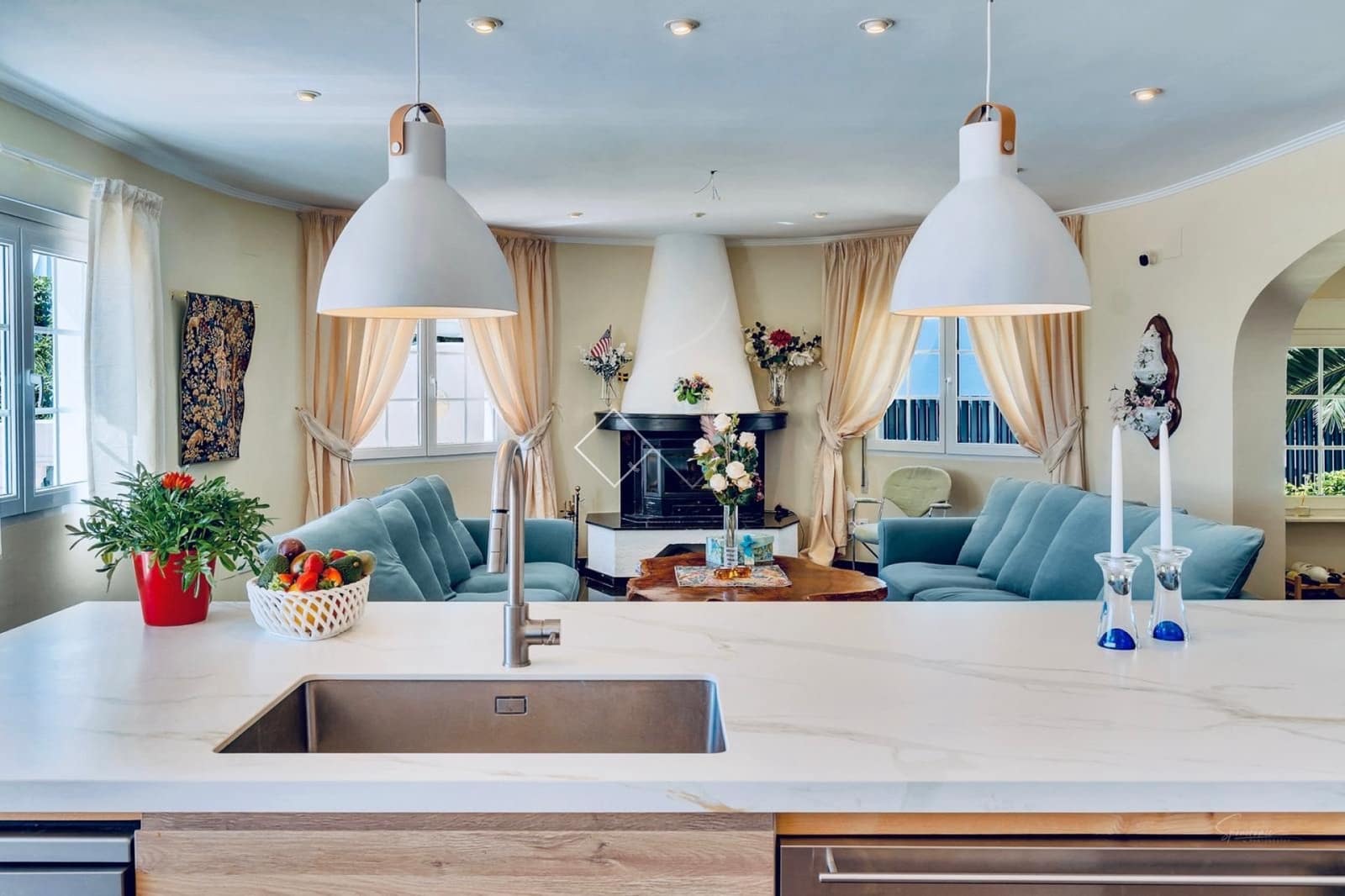 4 makuuhuone Huvila myytävänä paikassa Moraira mukana uima-altaan 
autotalli - 1 190 000 € (Ref: 9587912)