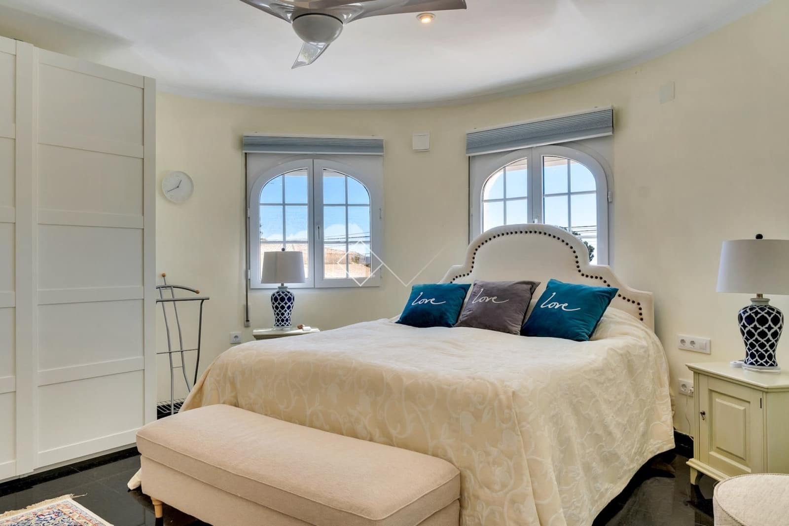 4 makuuhuone Huvila myytävänä paikassa Moraira mukana uima-altaan 
autotalli - 1 190 000 € (Ref: 9587912)