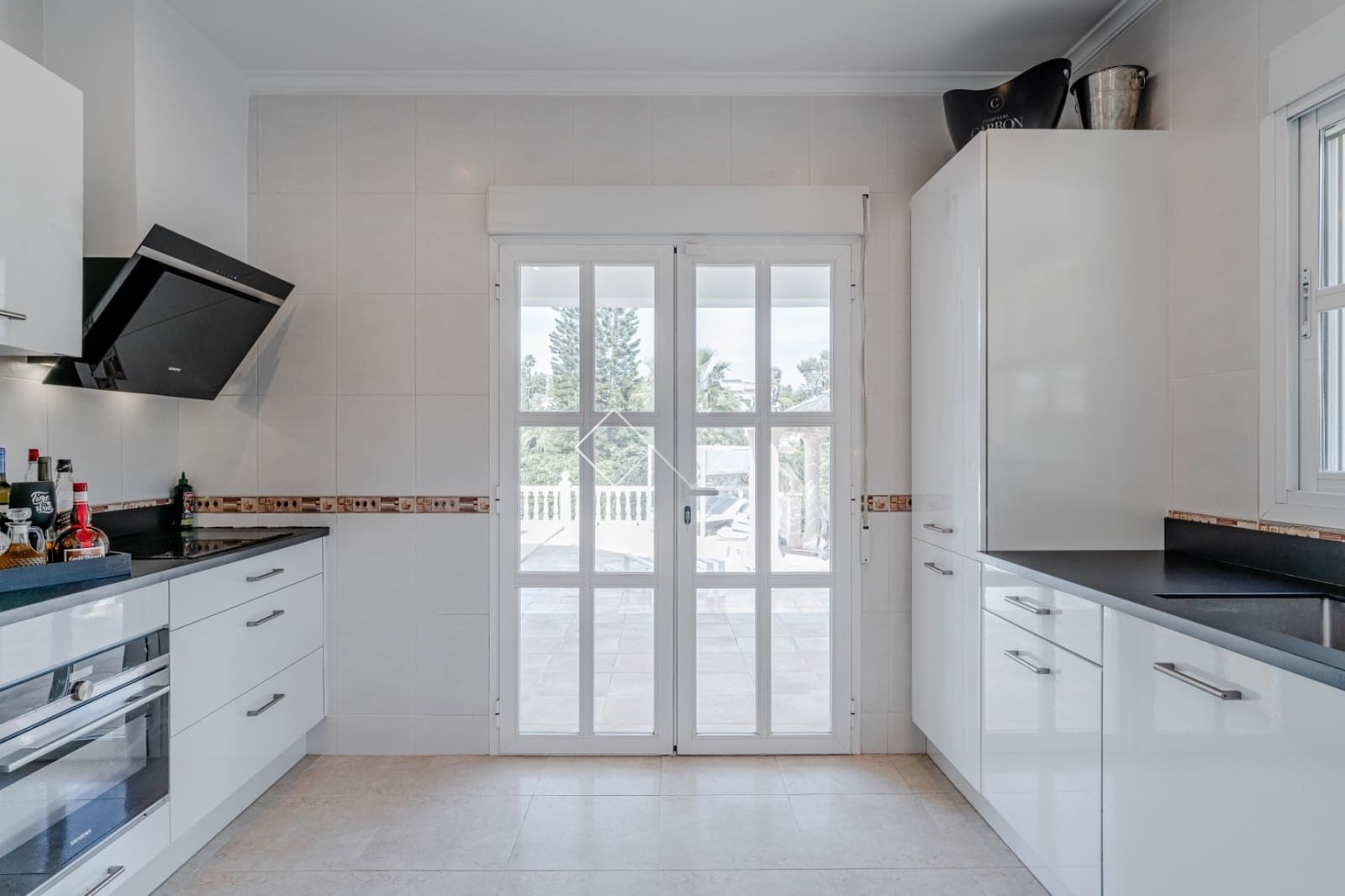 4 quarto Moradia para venda em Javea / Xabia com piscina garagem - 1 125 000 € (Ref: 9806756)