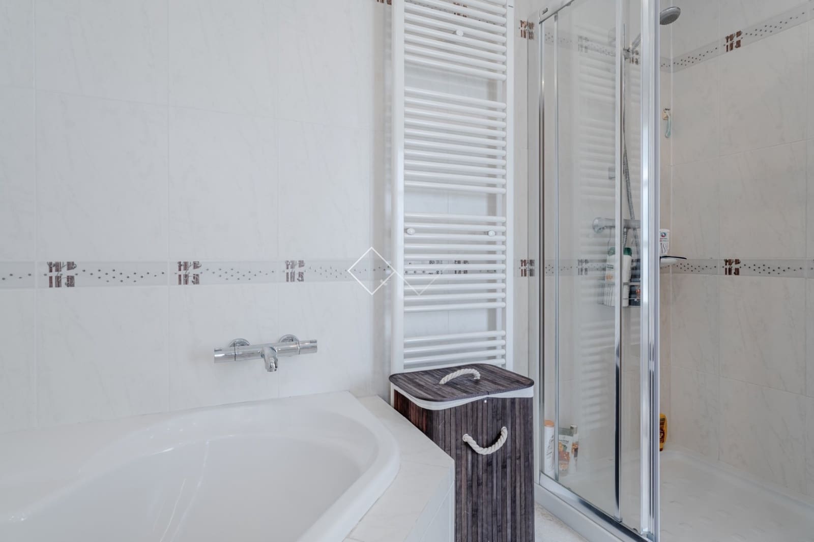 4 quarto Moradia para venda em Javea / Xabia com piscina garagem - 1 125 000 € (Ref: 9806756)