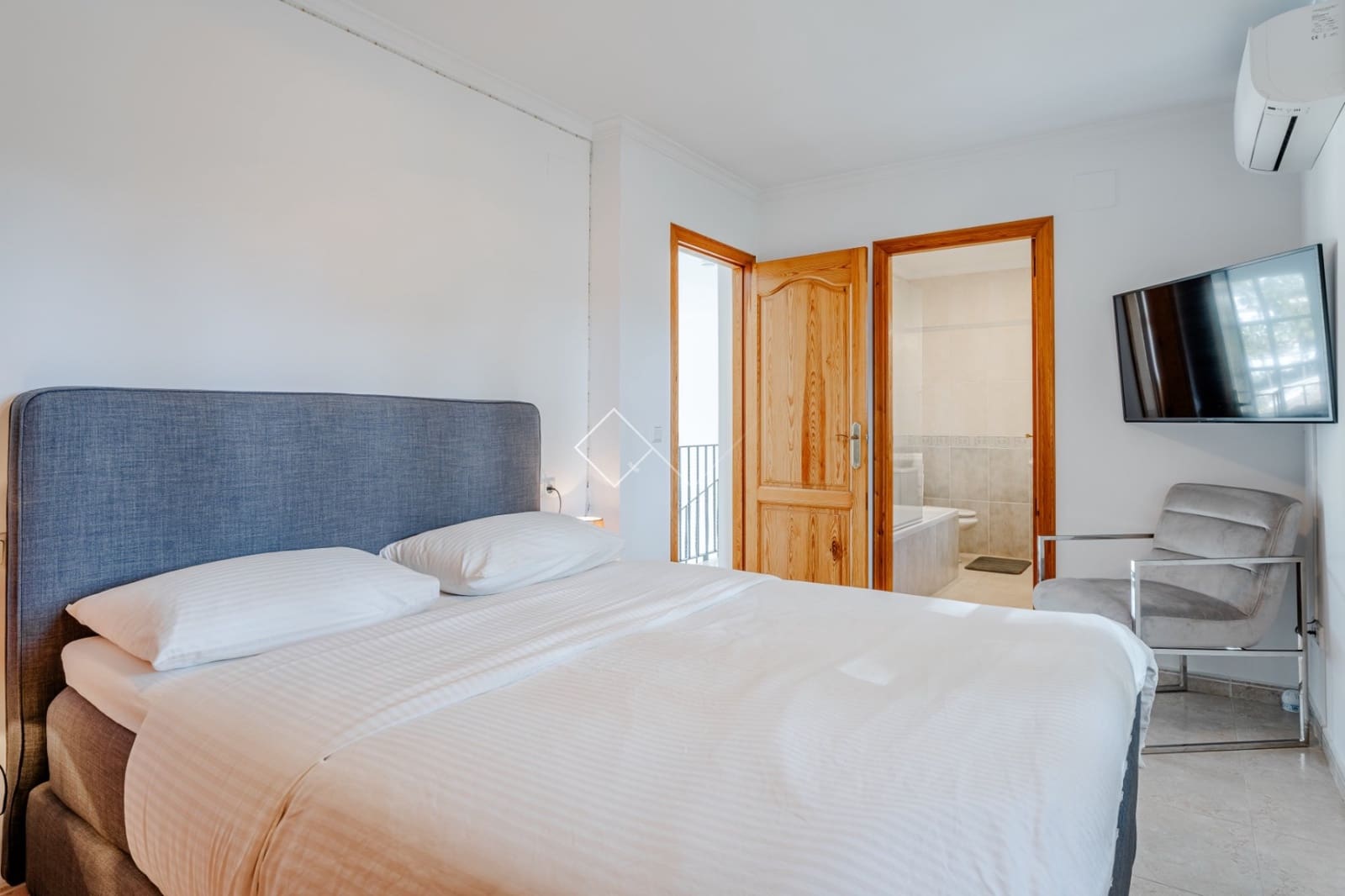 4 quarto Moradia para venda em Javea / Xabia com piscina garagem - 1 125 000 € (Ref: 9806756)