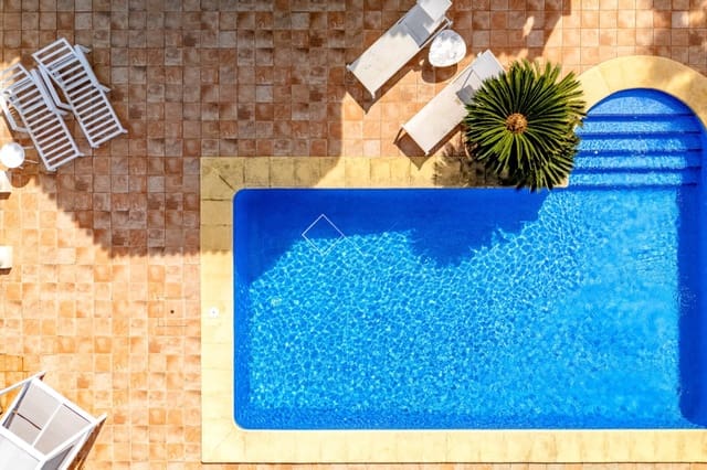 4 quarto Moradia para venda em La Granadella  - Costa Nova, Javea / Xàbia com piscina garagem - 1 125 000 € (Ref: 9806756)