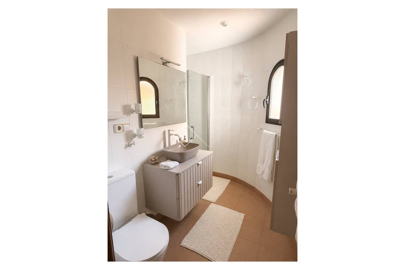 Chalet de 6 habitaciones en Calpe / Calp en venta con piscina garaje - 960.000 € (Ref: 9889421)
