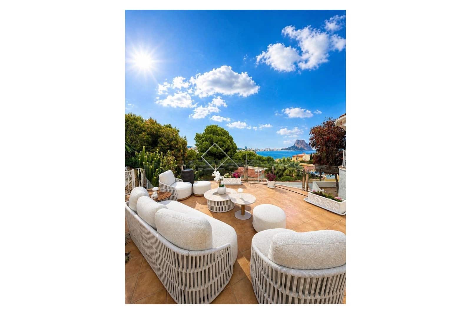Chalet de 6 habitaciones en Calpe / Calp en venta con piscina garaje - 960.000 € (Ref: 9889421)