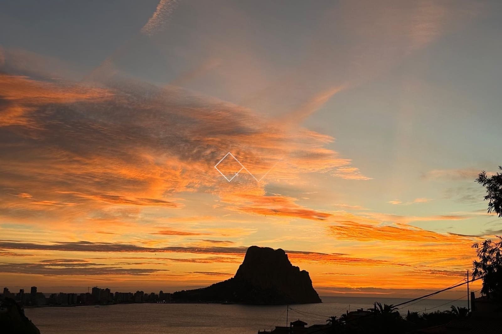 Chalet de 6 habitaciones en Calpe / Calp en venta con piscina garaje - 960.000 € (Ref: 9889421)