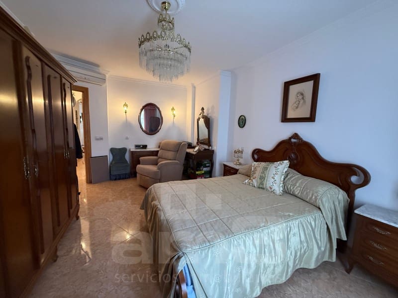 3 slaapkamer Flat te koop in Vera met garage - € 225.000 (Ref: 10005351)