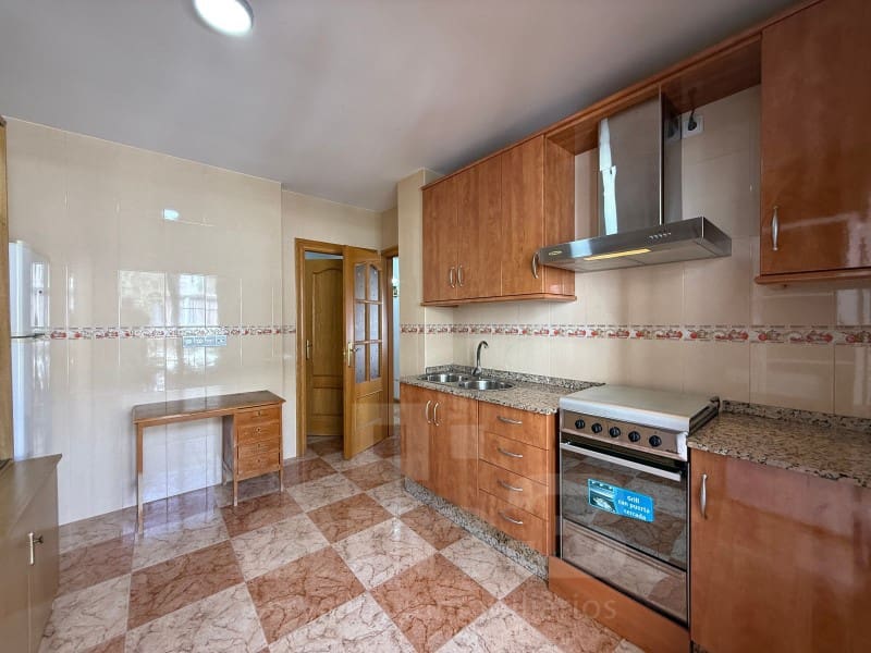 3 slaapkamer Flat te koop in Vera met garage - € 225.000 (Ref: 10005351)