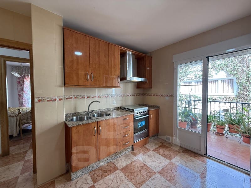 3 slaapkamer Flat te koop in Vera met garage - € 225.000 (Ref: 10005351)