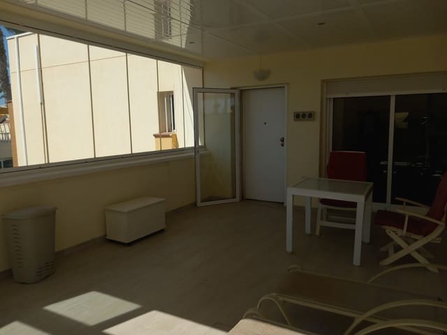 2 makuuhuone Huoneisto vuokrattavana paikassa El Playazo, Vera mukana uima-altaan 
autotalli - 950 € (Ref: 10030293)