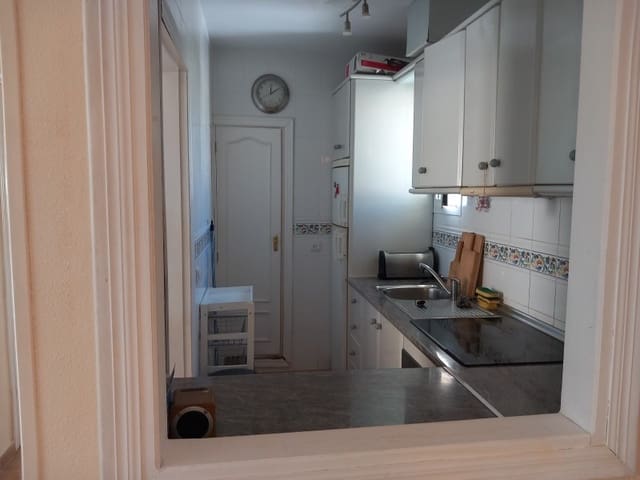 2 makuuhuone Huoneisto vuokrattavana paikassa El Playazo, Vera mukana uima-altaan 
autotalli - 950 € (Ref: 10030293)