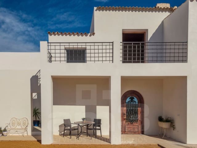 8 quarto Quinta/Casa Rural para venda em Vera Ciudad, Vera com garagem - 749 900 € (Ref: 10042732)
