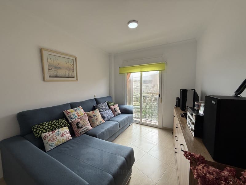 Piso de 3 habitaciones en Turre en alquiler con piscina - 750 € (Ref: 10047076)