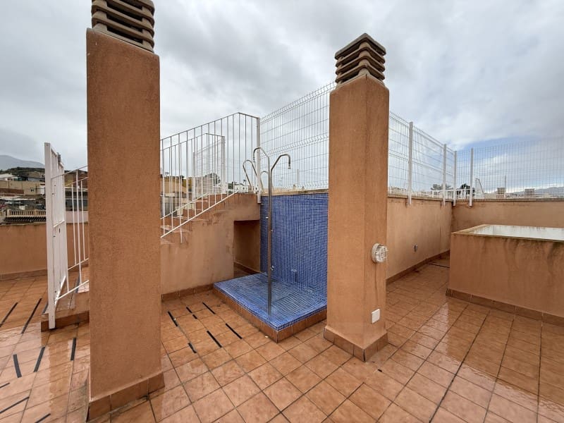 Piso de 3 habitaciones en Turre en alquiler con piscina - 750 € (Ref: 10047076)