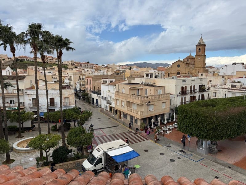 Piso de 3 habitaciones en Turre en alquiler con piscina - 750 € (Ref: 10047076)