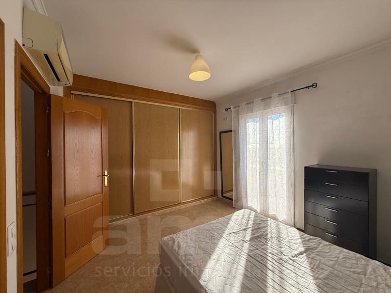 4 soverom Leilighet til salgs i Vera med garasje - € 249 000 (Ref: 10182948)