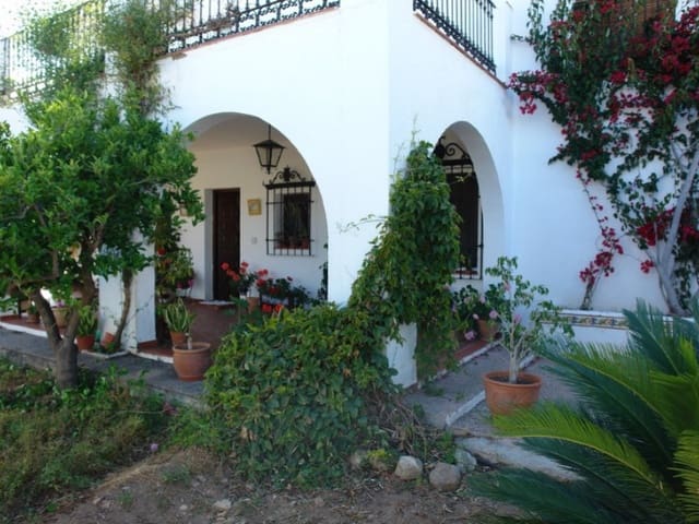 3 bedroom Townhouse for sale in Los Gallardos with garage - € 320,000 (Ref: 5238959)