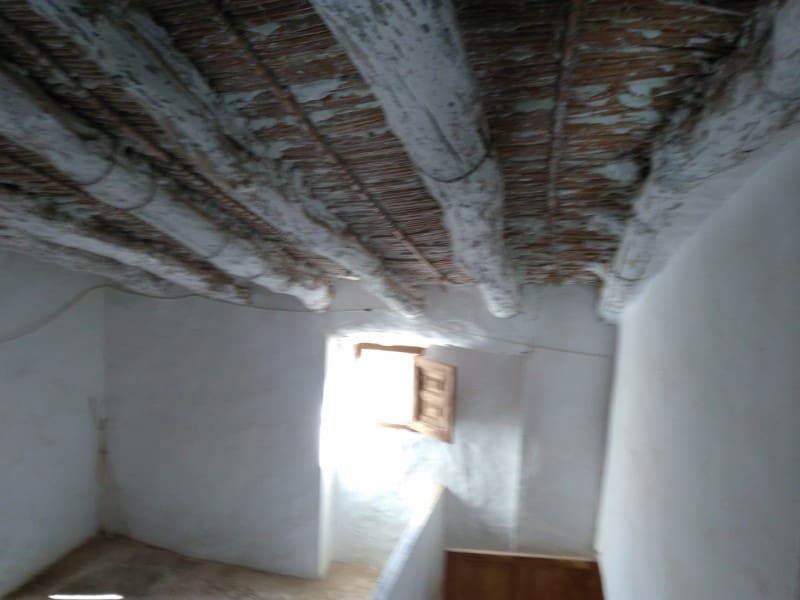 15 bedroom Townhouse for sale in Cantoria - € 38,000 (Ref: 5238978)