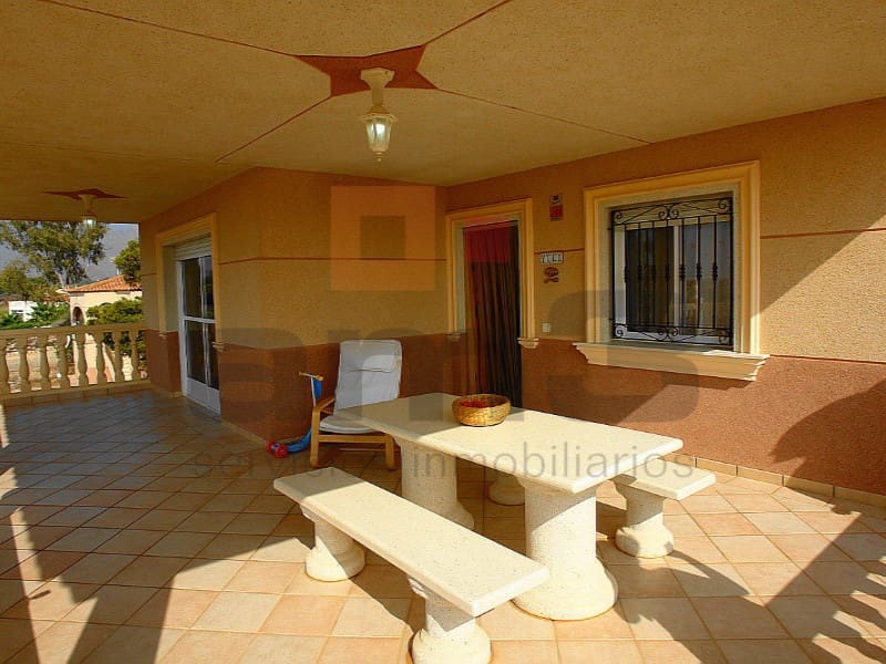 3 makuuhuone Huvila myytävänä paikassa San Juan de los Terreros mukana uima-altaan 
autotalli - 450 000 € (Ref: 5239009)