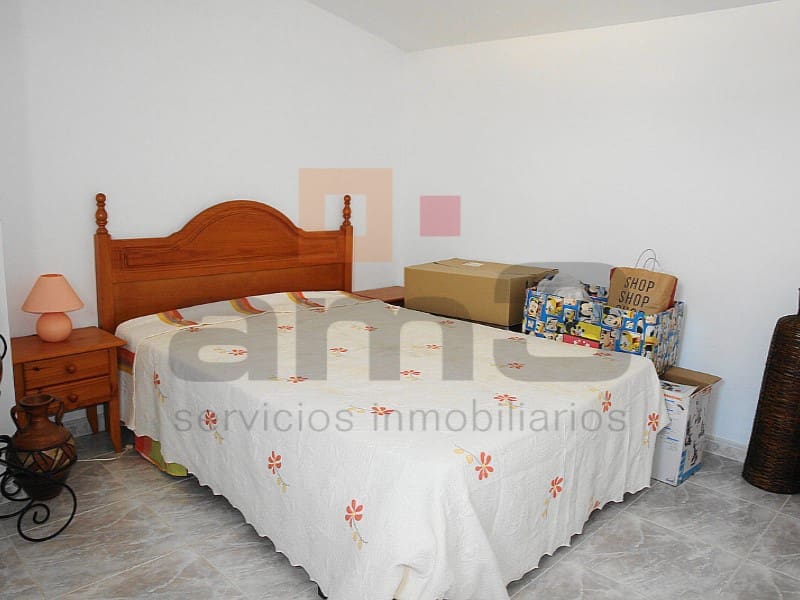 3 makuuhuone Huvila myytävänä paikassa San Juan de los Terreros mukana uima-altaan 
autotalli - 450 000 € (Ref: 5239009)