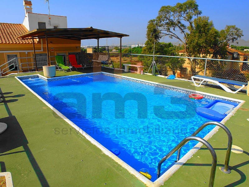 3 makuuhuone Huvila myytävänä paikassa San Juan de los Terreros mukana uima-altaan 
autotalli - 450 000 € (Ref: 5239009)