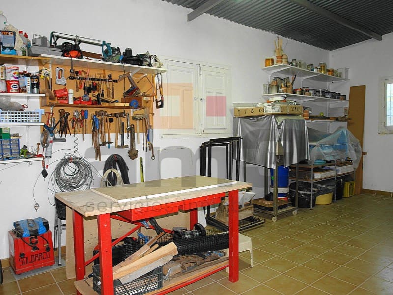 3 makuuhuone Maalaistalo myytävänä paikassa Vera mukana 
autotalli - 340 000 € (Ref: 5239125)