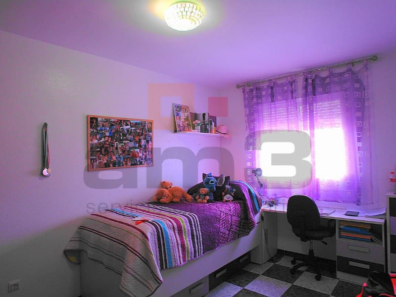 Chalet de 4 habitaciones en Los Gallardos en venta con garaje - 430.000 € (Ref: 5239134)