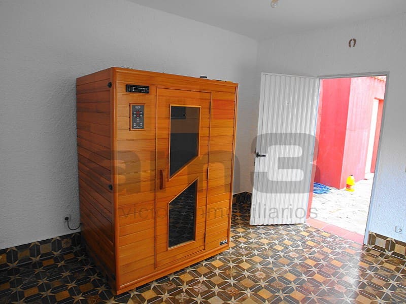 Chalet de 4 habitaciones en Los Gallardos en venta con garaje - 430.000 € (Ref: 5239134)