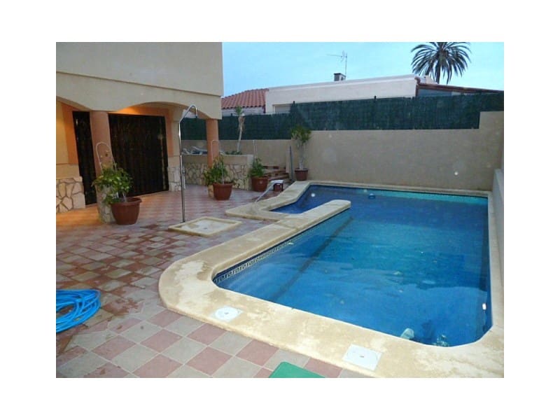 7 chambre Villa/Maison à vendre à Vera avec piscine garage - 750 000 € (Ref: 5239138)