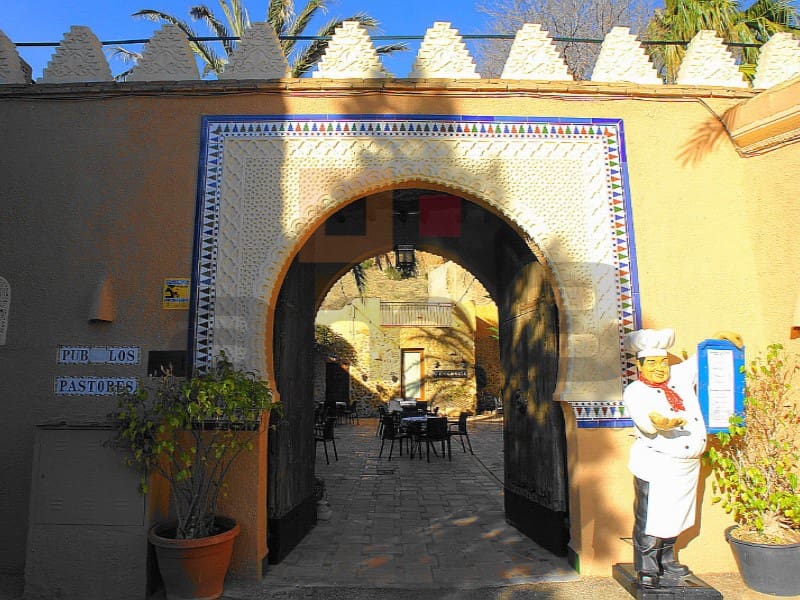 Restaurant/Bar for sale in Turre with garage - € 450,000 (Ref: 5239196)