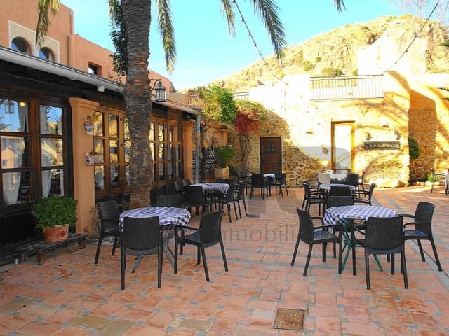 Restaurant/Bar til salg i Turre med garage - € 450.000 (Ref: 5239196)