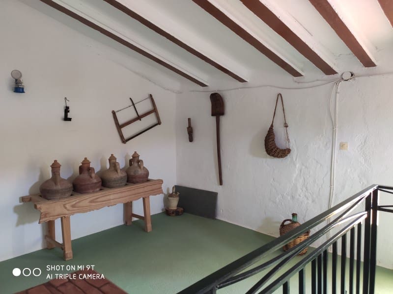 5 sypialnia Finka/Dom wiejski na sprzedaż w Lubrin - 234 000 € (Ref: 5239208)