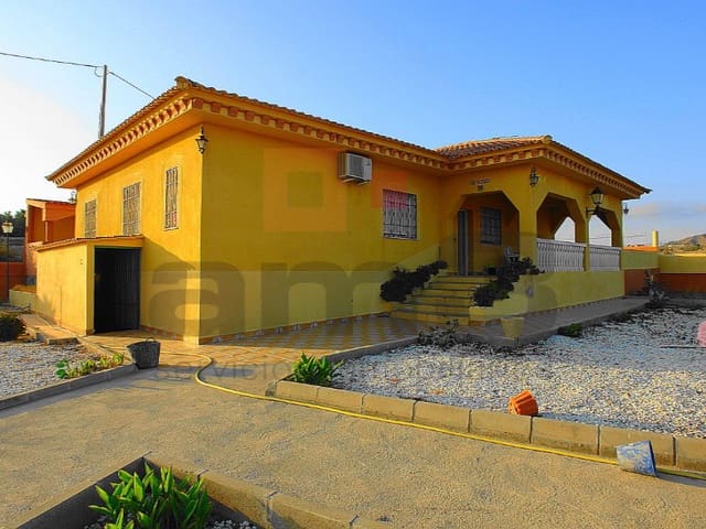 3 bedroom Villa for sale in Los Llanos (Zurgena), Zurgena with pool - € 325,000 (Ref: 5239230)