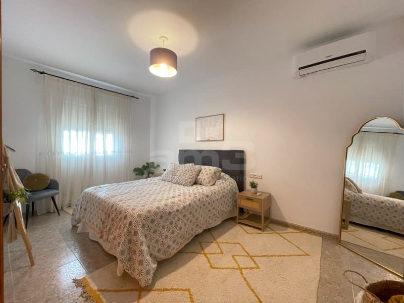 4 makuuhuone Huvila myytävänä paikassa Vera - 429 900 € (Ref: 5239242)