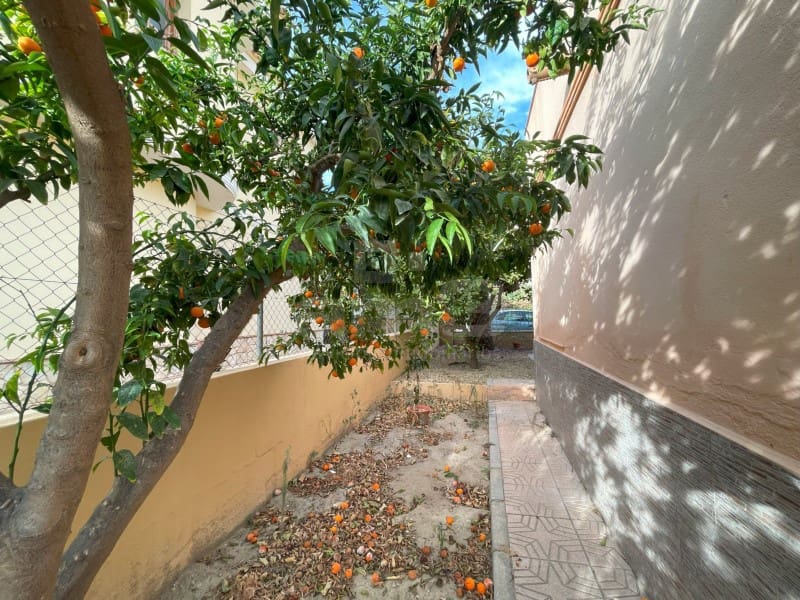 4 makuuhuone Huvila myytävänä paikassa Vera - 429 900 € (Ref: 5239242)