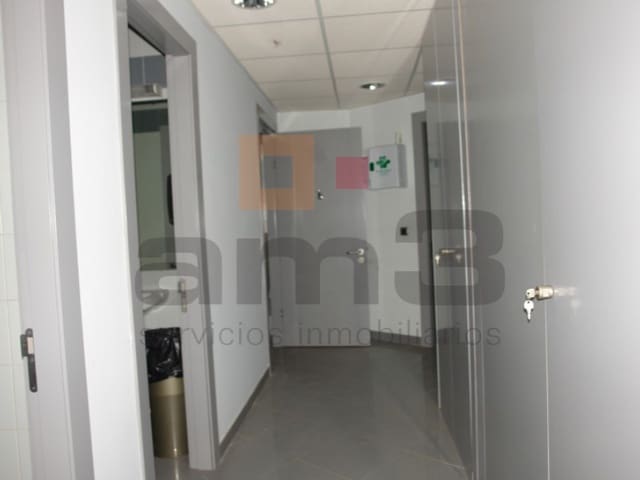 Kommersiell att hyra i Vera Ciudad, Vera - 1 200 € (Ref: 5239268)