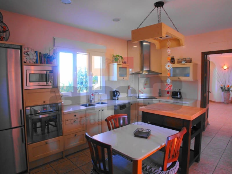 4 chambre Villa/Maison à vendre à Vera avec piscine garage - 695 000 € (Ref: 5239388)